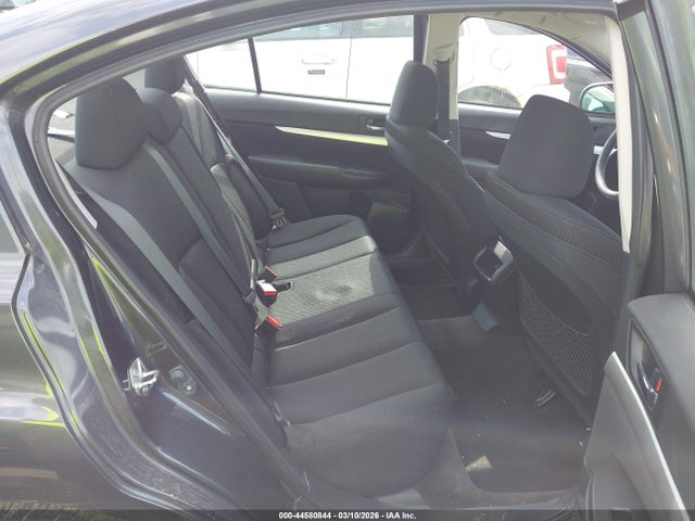 Subaru Legacy 2.5i