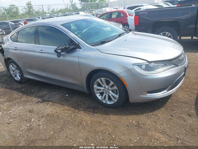 Salvage Chrysler 200 Image