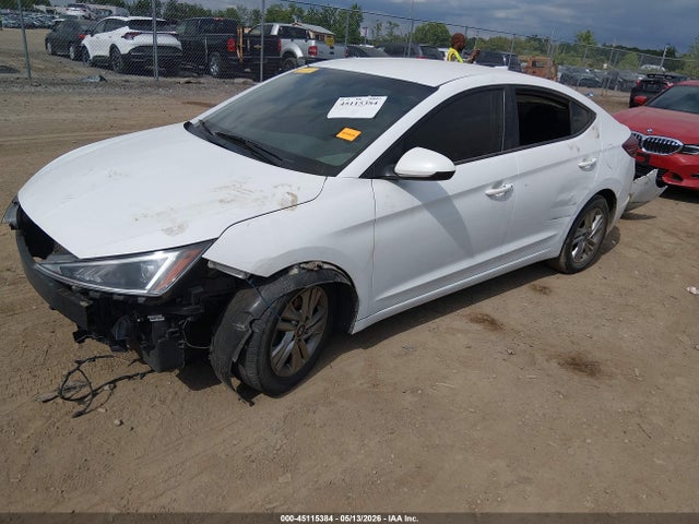 Hyundai ELANTRA Sel
