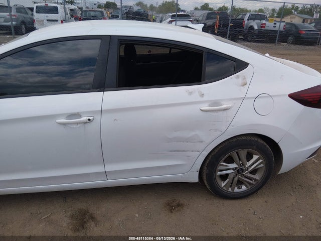 Hyundai ELANTRA Sel