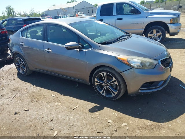 Salvage Kia Forte Image