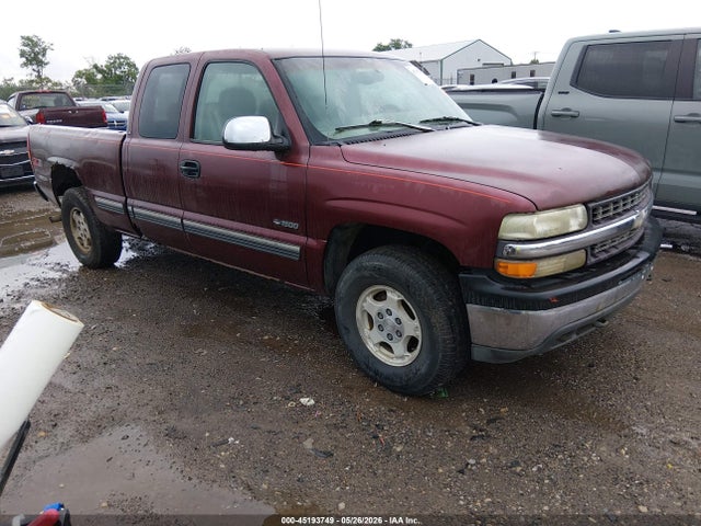 Salvage Chevrolet Silverado 1500 Image