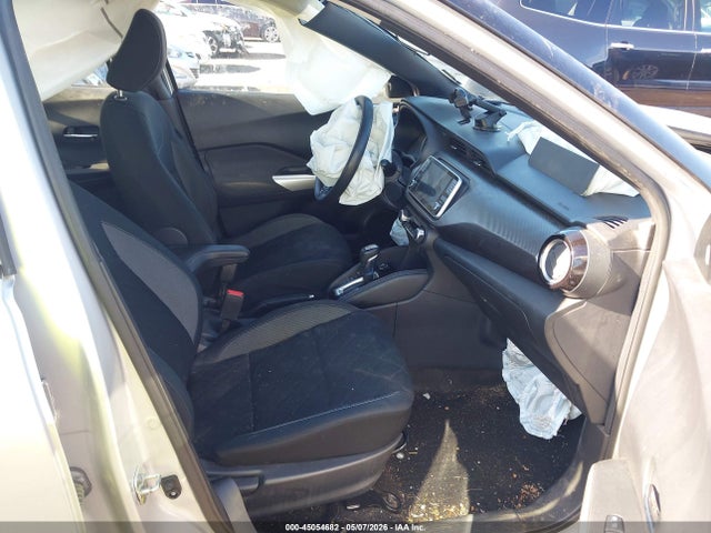 Nissan Kicks Sv Xtronic Cvt