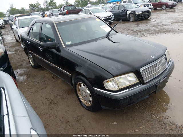 Salvage Mercedes-Benz C-Class Image