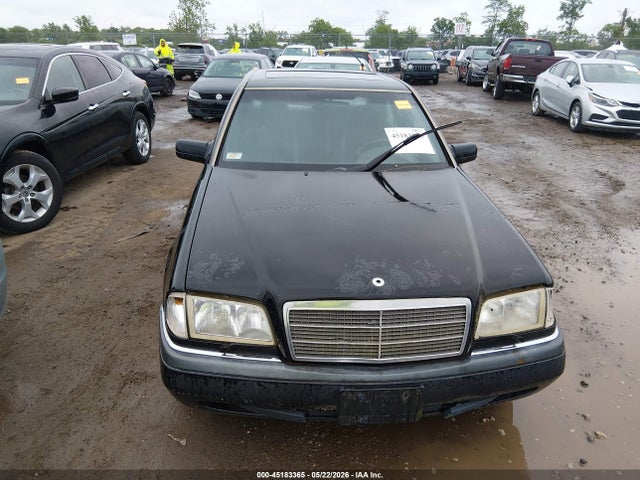 Mercedes-Benz C-Class 230