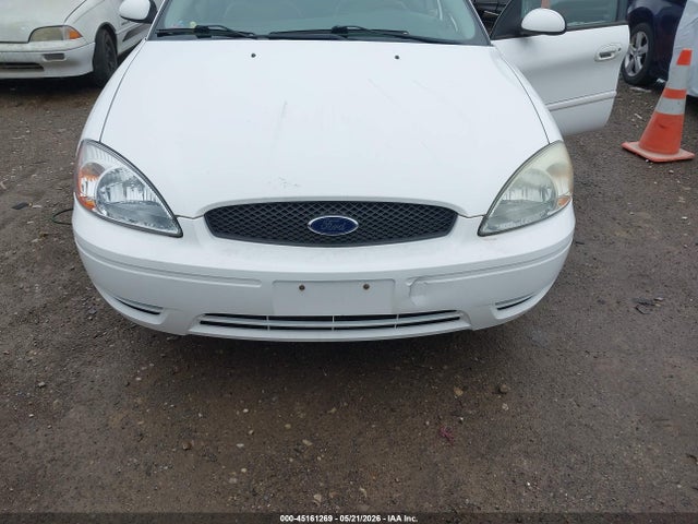 Ford Taurus Sel