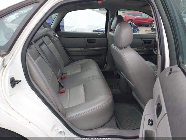 Ford Taurus Sel