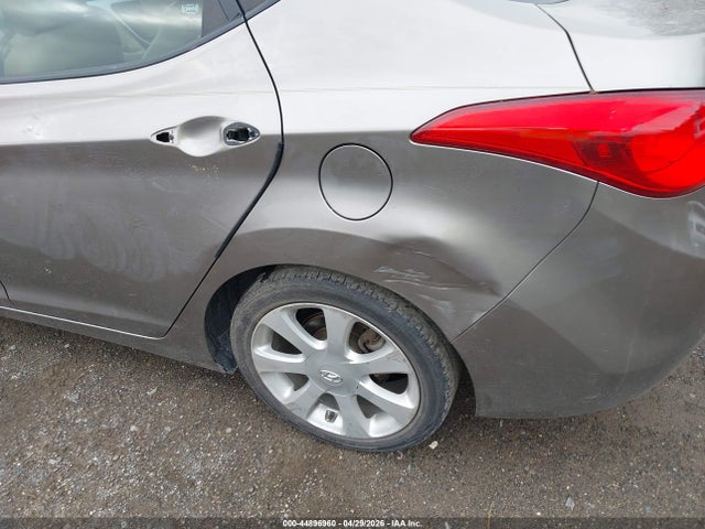 Hyundai ELANTRA Limited