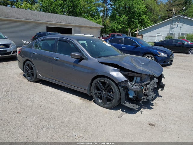 Salvage Honda Accord Image