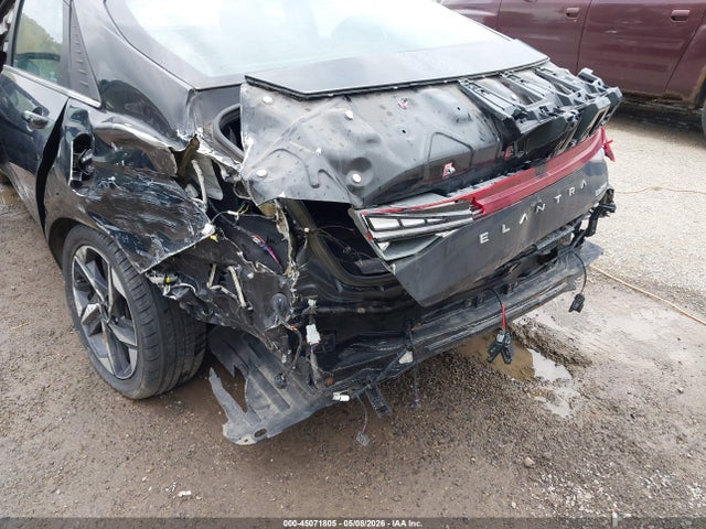 Hyundai ELANTRA Limited