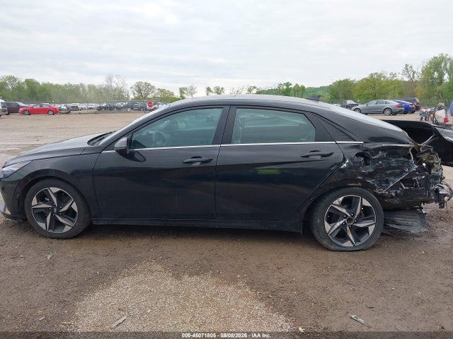Hyundai ELANTRA Limited