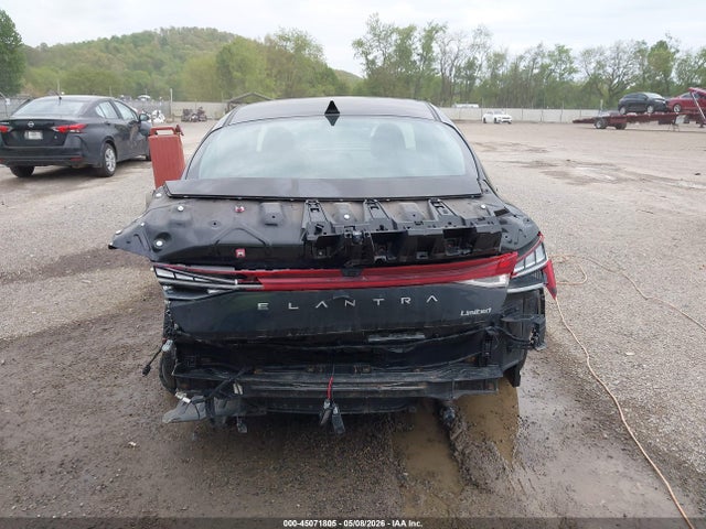 Hyundai ELANTRA Limited