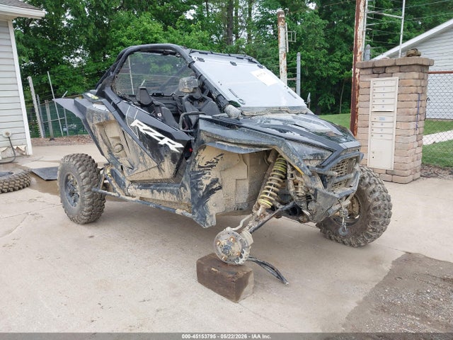 Salvage Polaris RZR Image
