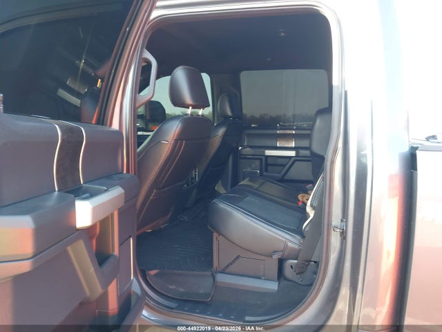 Ford F-250 Lariat
