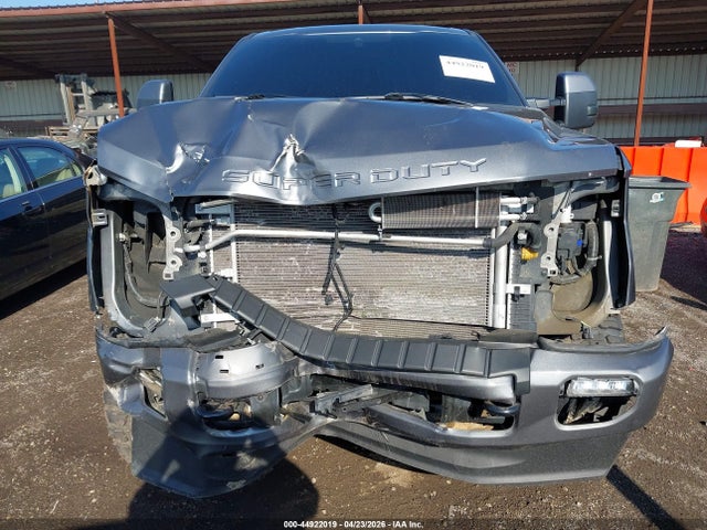 Ford F-250 Lariat