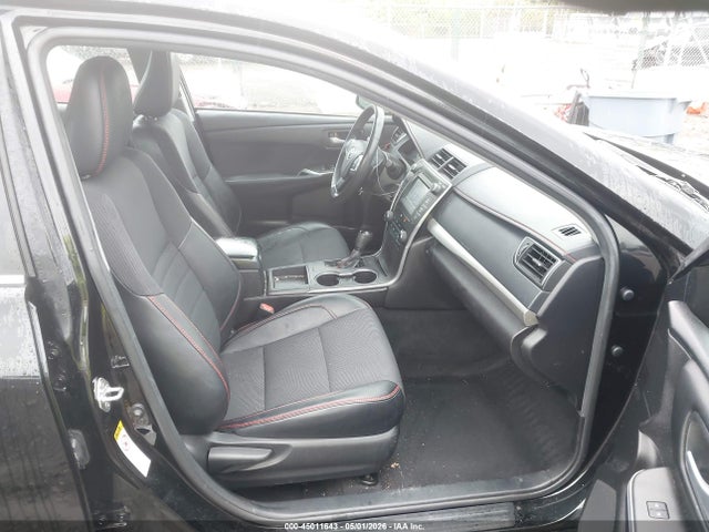Toyota Camry Se