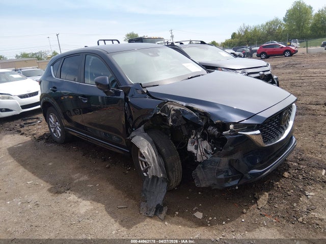 Salvage Mazda Cx Image