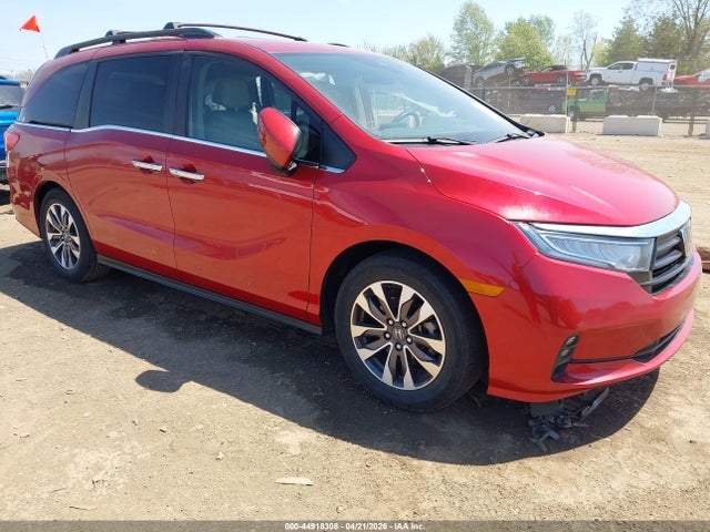 Salvage Honda Odyssey Image