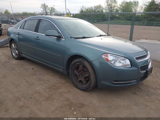 Salvage Chevrolet Malibu Image