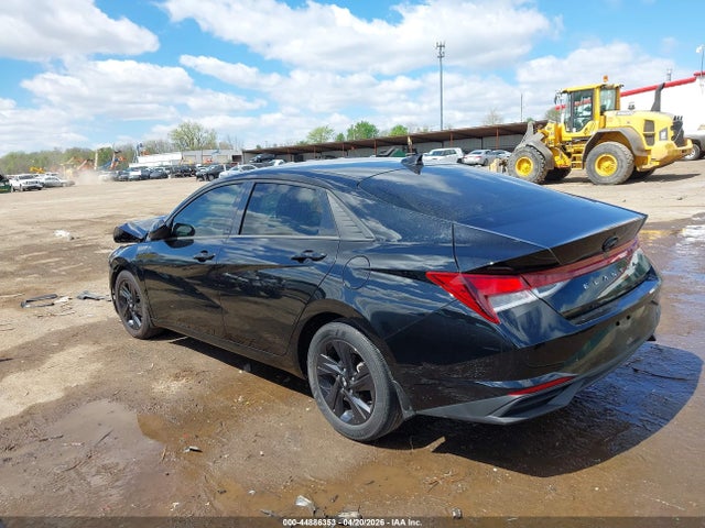 Hyundai ELANTRA Sel