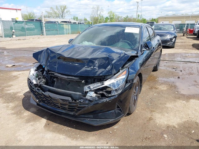 Hyundai ELANTRA Sel