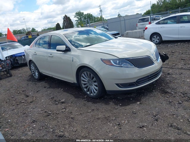 Salvage Lincoln MKS Image