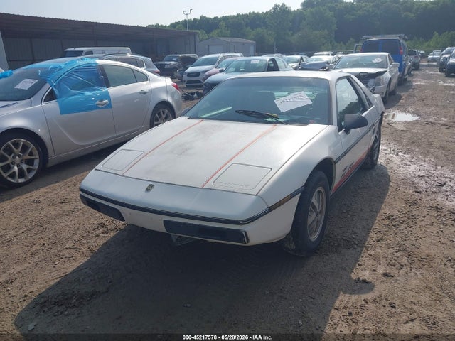 Pontiac Fiero Sport