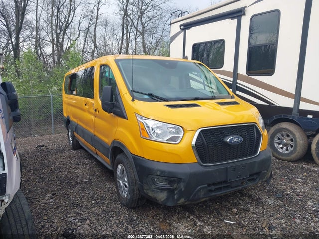 Salvage Ford Transit Image