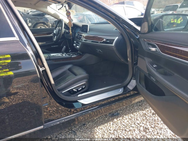 BMW 7 Series Xdrive