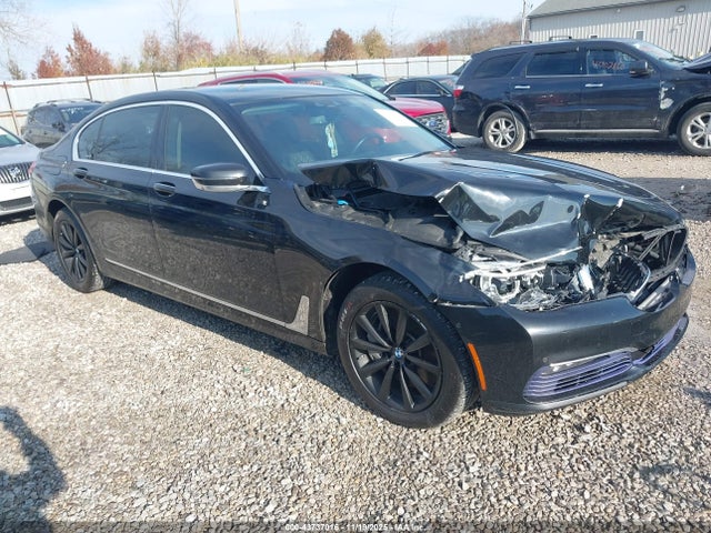 Salvage BMW 7 Series Image