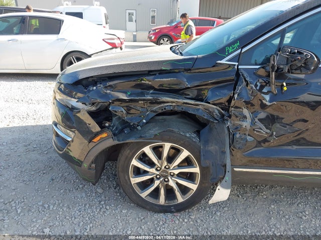 Lincoln MKC Reserve
