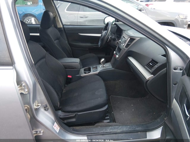 Subaru Outback 2.5i