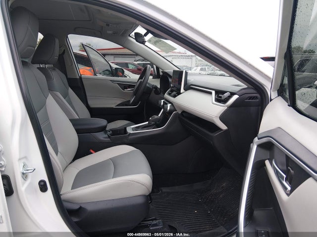 Toyota RAV4 Xle Premium