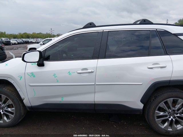 Toyota RAV4 Xle Premium