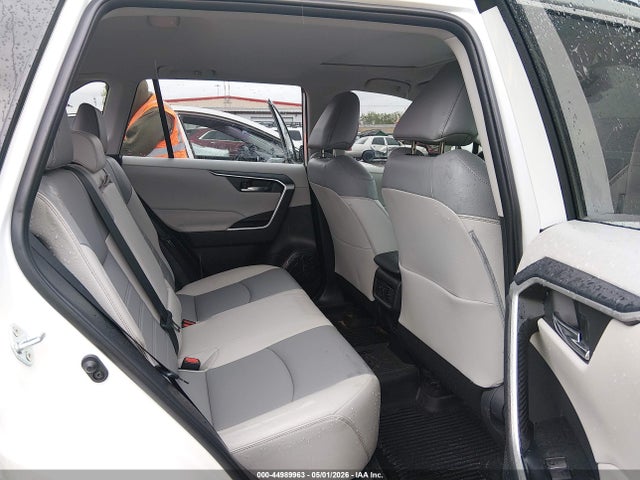 Toyota RAV4 Xle Premium