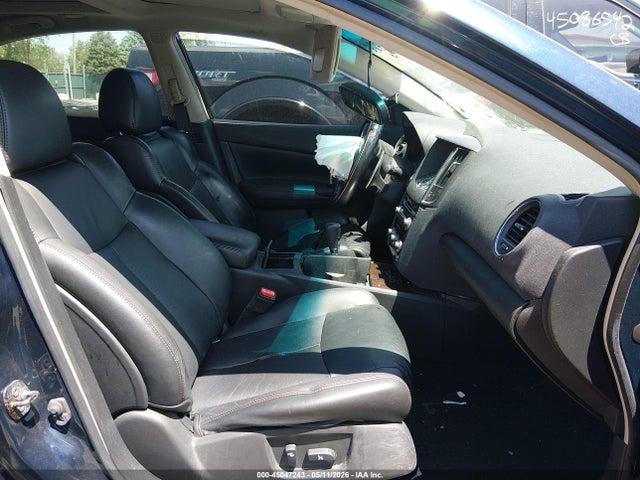 Nissan Maxima