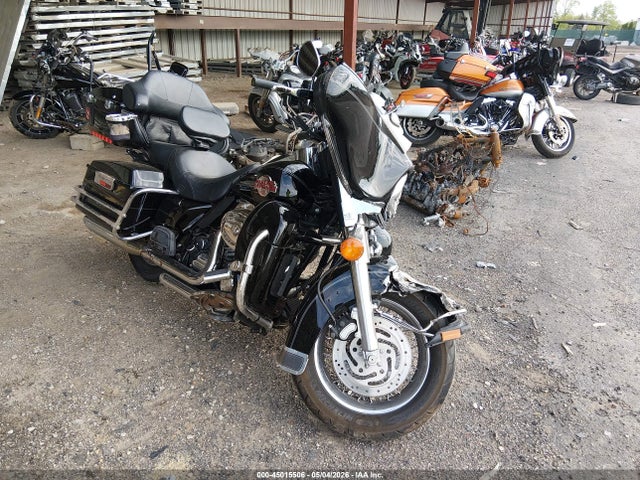 Salvage Harley-Davidson Flhtcui Image