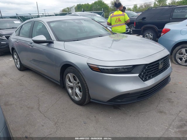 Salvage Honda Accord Image