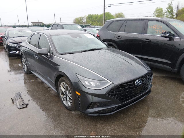 Salvage Hyundai SONATA Image