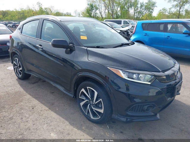 Salvage Honda HR-V Image
