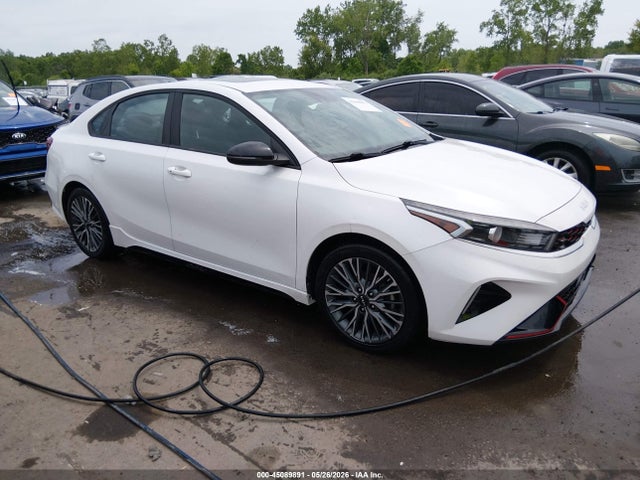 Salvage Kia Forte Image