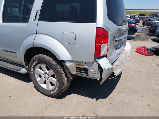 Nissan Pathfinder Sv