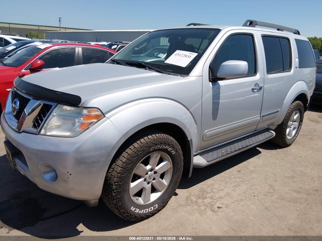 Nissan Pathfinder Sv