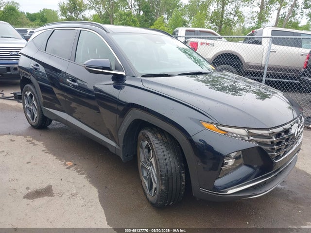 Salvage Hyundai TUCSON Image