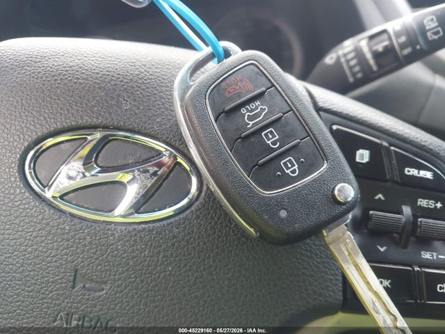 Hyundai TUCSON Sel
