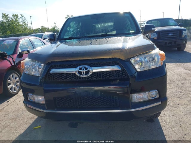 Toyota 4Runner Limited V6