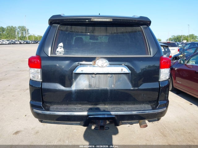 Toyota 4Runner Limited V6