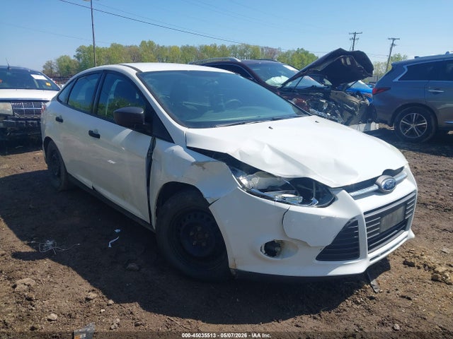 Salvage Ford Focus Image