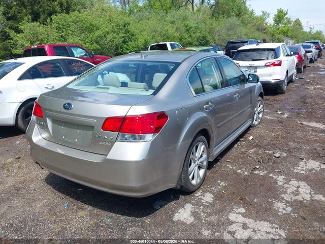 Subaru Legacy 2.5i Premium