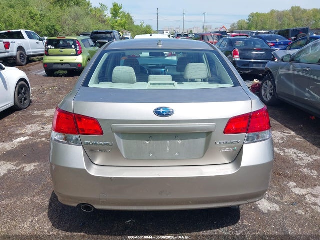 Subaru Legacy 2.5i Premium